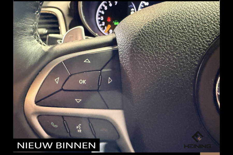 Jeep Grand Cherokee 3.6 Overland. Leer. Navi. Apple-carplay. Trekhaak. Van eerste eigenaar. BTW.