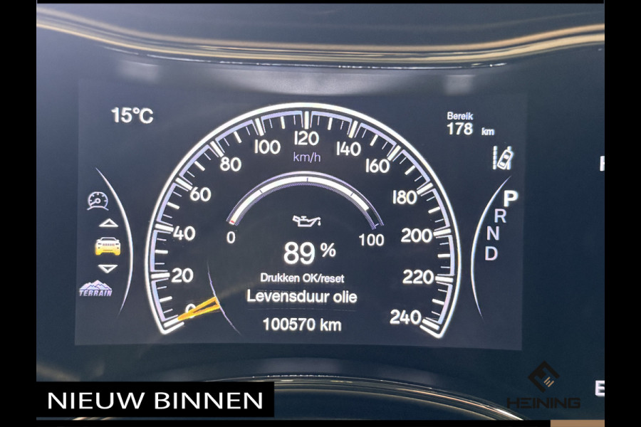 Jeep Grand Cherokee 3.6 Overland. Leer. Navi. Apple-carplay. Trekhaak. Van eerste eigenaar. BTW.