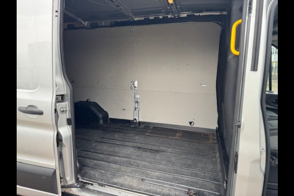 Ford Transit 350 2.0 TDCI 185pk L3 H2 Limited Airco,Cruisecontrol,Apple Carplay,Camera