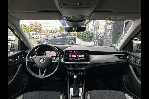 Škoda Kamiq 1.0 TSI Style, Automaat, Virtual Cockpit, Cruise, Navi, Trekhaak, Camera, PDC