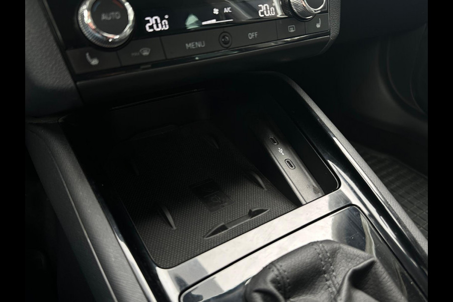 Škoda Kamiq 1.0 TSI Style, Automaat, Virtual Cockpit, Cruise, Navi, Trekhaak, Camera, PDC