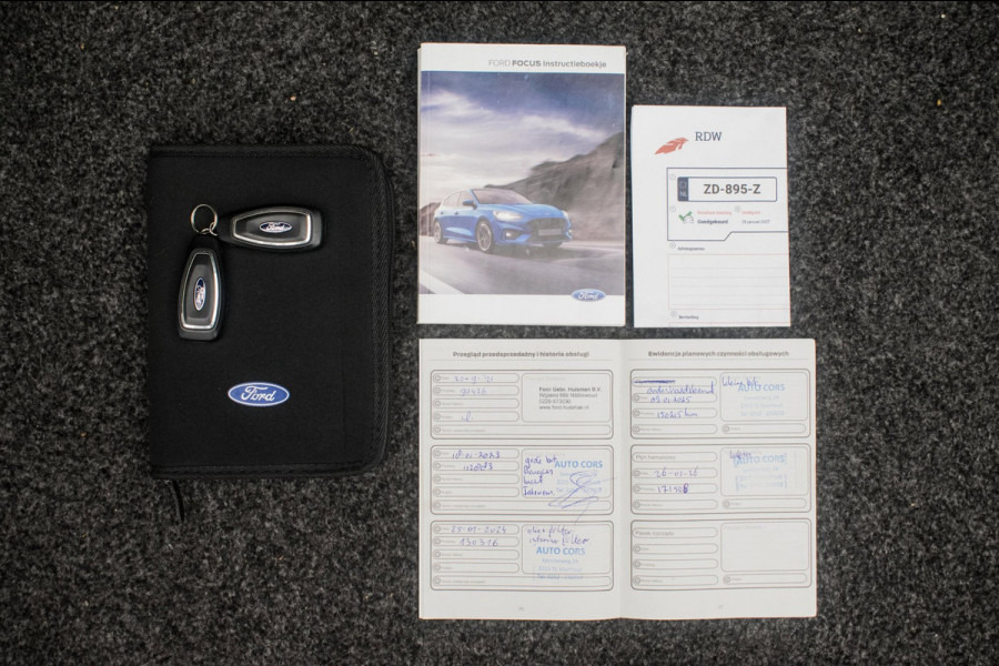 Ford FOCUS Wagon 1.0 EcoBoost Business Edition [ Carplay Keyless Rijstrooksensor Parkeersensoren Navigatie Climate Control ]