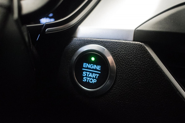 Ford FOCUS Wagon 1.0 EcoBoost Business Edition [ Carplay Keyless Rijstrooksensor Parkeersensoren Navigatie Climate Control ]