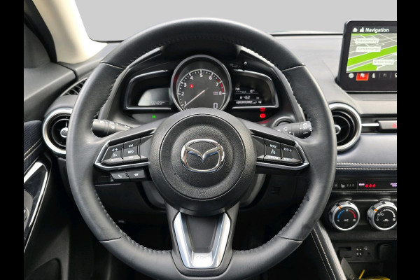 Mazda 2 1.5 Skyactiv-G Luxury | Stoel/Stuurverwarming | Headup display | Achteruitrijcamera | Cruisecontrol | Carplay/Androidauto |