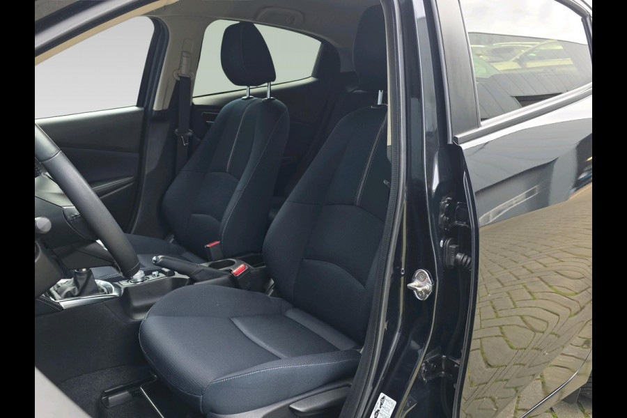 Mazda 2 1.5 Skyactiv-G Luxury | Stoel/Stuurverwarming | Headup display | Achteruitrijcamera | Cruisecontrol | Carplay/Androidauto |