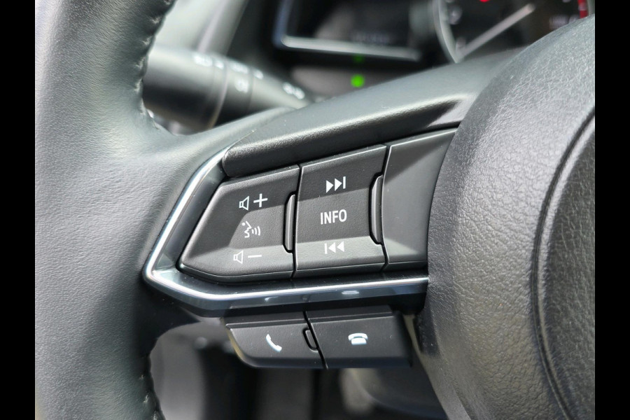 Mazda 2 1.5 Skyactiv-G Luxury | Stoel/Stuurverwarming | Headup display | Achteruitrijcamera | Cruisecontrol | Carplay/Androidauto |