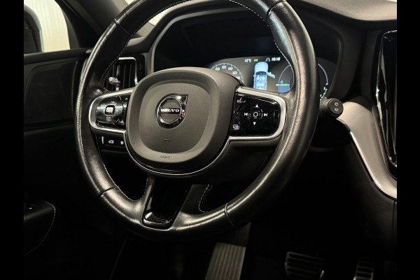 Volvo XC60 2.0 Recharge T6 AWD R-Design | PANO | HUD | TREKHAAK | BLACK EDITION | HARMAN KARDON | 360 CAMERA