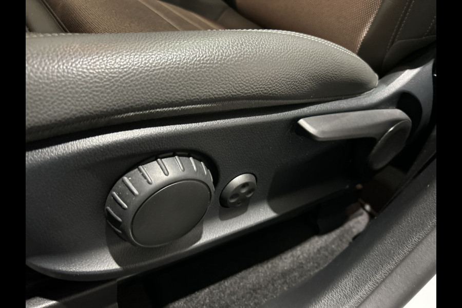 Mercedes-Benz EQA 250+ Electric Art 71 kWh Advanced plus , Pano, ACC, Premium Soh (batterijcheck) Waarde 98,3 %