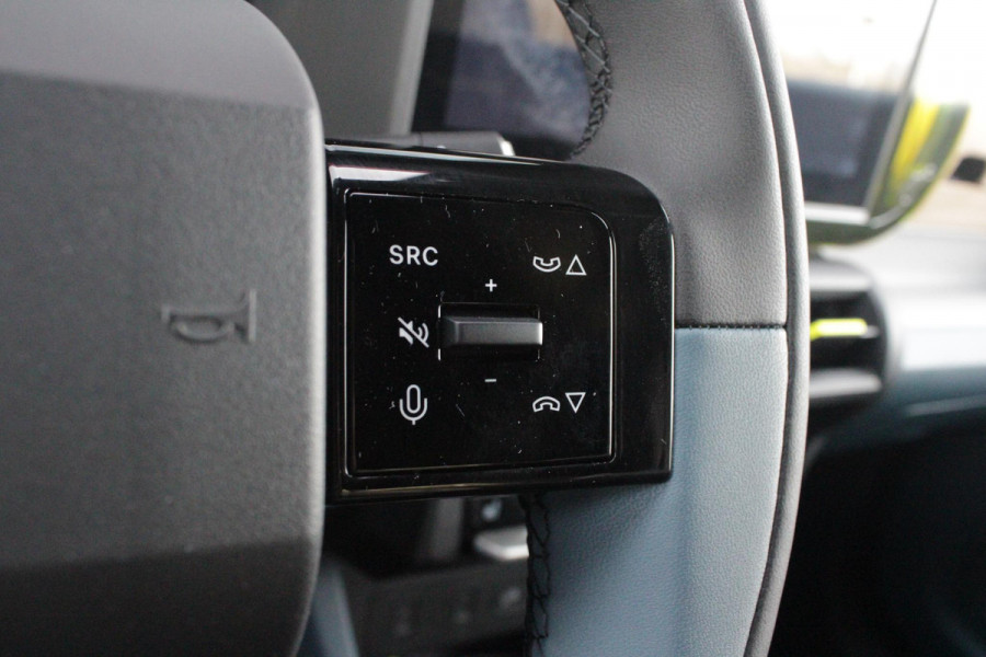 Fiat Grande Panda LA PRIMA 113PK 11 kW 44 kWh | WINTERPACK: STOEL/STUUR/VOORRUIT VERWARMING | DRAADLOZE APPLE CARPLAY/ANDROID AUTO | NAVIGATIE | ACHTERUITRIJCAMERA | PARKEERSENSOREN VOOR + ACHTER | DRAADLOZE TELEFOONLADER | LED KOPLAMPEN | CLIMATE CONTROL | 3-FASE | 17" LICHTMETALEN VELGEN | PRIVACY GLASS | ACHTERSPOILER |