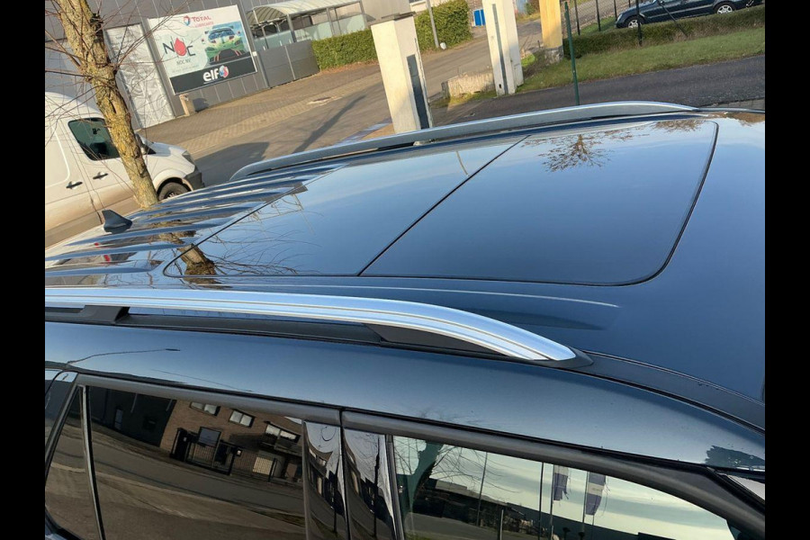 Ford Explorer 3.0 V6 EcoBoost PHEV Platinum 457pk | 7 persoons | Trekhaak | Panoramadak | BTW verrekenbaar | Adaptieve Cruise | Lederen bekleding | Stoelverwarming