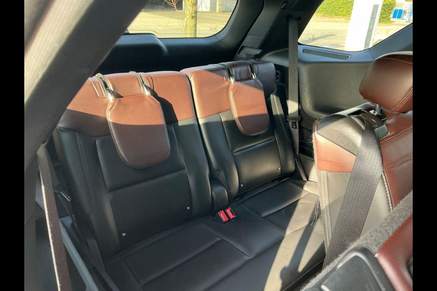 Ford Explorer 3.0 V6 EcoBoost PHEV Platinum 457pk | 7 persoons | Trekhaak | Panoramadak | BTW verrekenbaar | Adaptieve Cruise | Lederen bekleding | Stoelverwarming