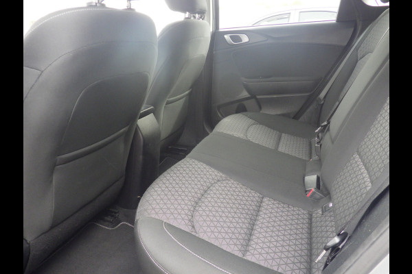 Kia Ceed 1.4 T-GDi Automaat DynamicPlusLine, Camera, Cruise, NL/NAP!