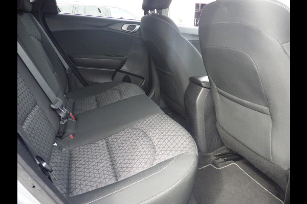 Kia Ceed 1.4 T-GDi Automaat DynamicPlusLine, Camera, Cruise, NL/NAP!