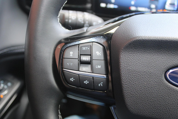 Ford Puma 1.0 EcoBoost Hybrid Titanium | Adaptive cruise control | Trekhaak | Winterpack | 360 Camera | BLIS