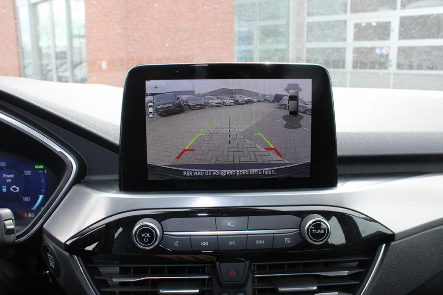 Ford Kuga 2.5 PHEV Titanium | Adaptive cruise control | Winter Pack | Dodehoeksensoren | Camera