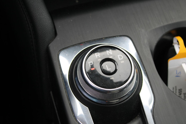 Ford Kuga 2.5 PHEV Titanium | Adaptive cruise control | Winter Pack | Dodehoeksensoren | Camera