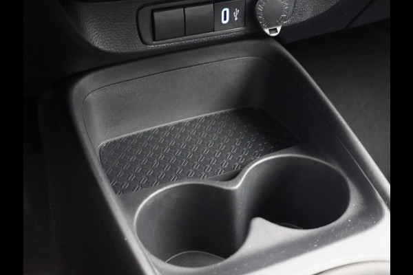 Toyota Aygo X VVT-i MT PLAY BLACK & WHITE 1e EIG GARANTIE 6-2034 CARPLAY NAVI.ADAPTIVE CRUISE.CAMERA