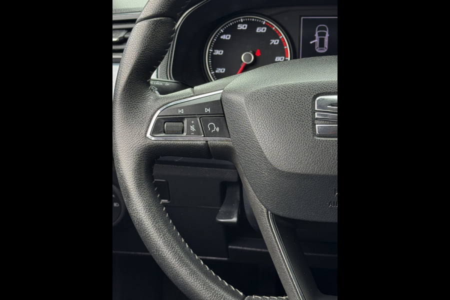 Seat Arona 1.0 TSI FR -URBAN - Apple Carplay / Navigatie I Airco I Sport pakket I PDC I Achteruitrij Camera I Dealer onderhouden