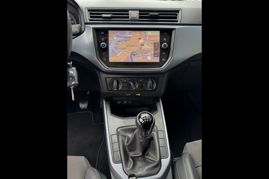 Seat Arona 1.0 TSI FR -URBAN - Apple Carplay / Navigatie I Airco I Sport pakket I PDC I Achteruitrij Camera I Dealer onderhouden