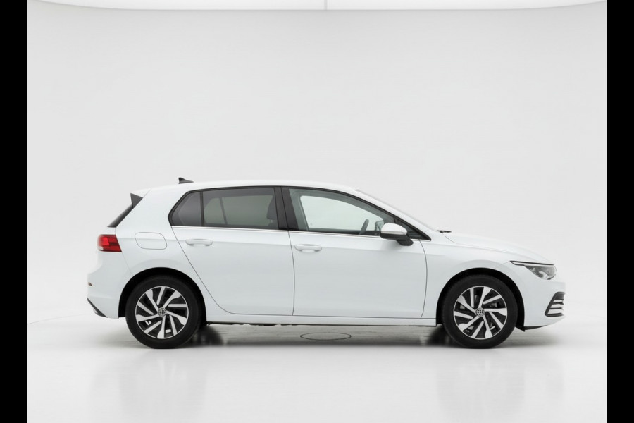 Volkswagen Golf 1.4 eHybrid 204PK DSG STYLE CAMERA/NAVI/STUURVERW.