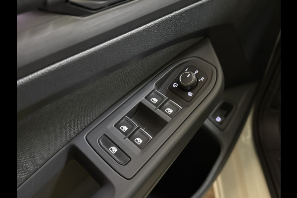 Volkswagen Golf 1.4 eHybrid 204PK DSG STYLE CAMERA/NAVI/STUURVERW.