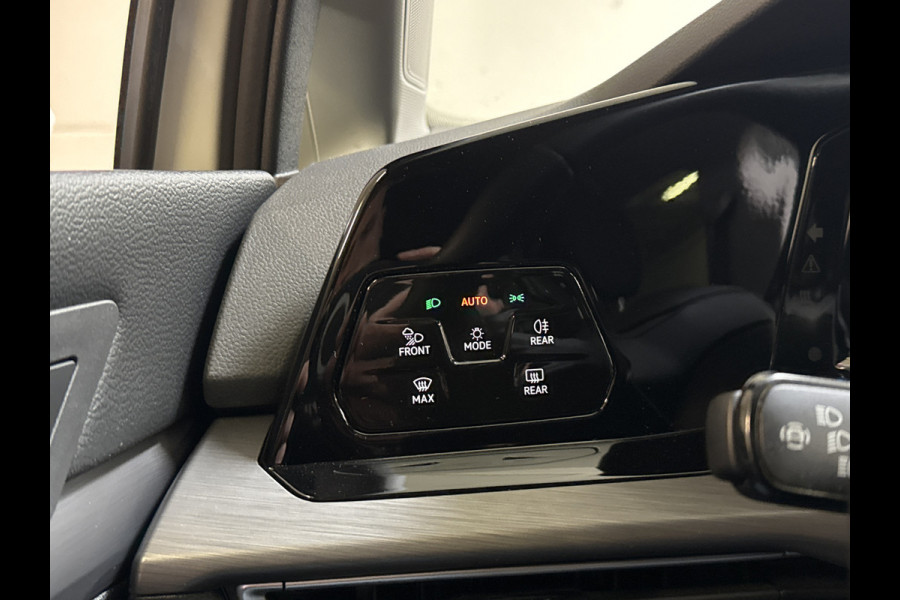 Volkswagen Golf 1.4 eHybrid 204PK DSG STYLE CAMERA/NAVI/STUURVERW.