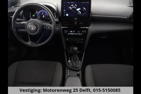 Toyota Yaris Cross 1.5 HYBRID DYNAMIC LUXERY BIJNA 2025 GARANT 12-'34 PDC V+A. BLIND SPOT. STUUR/STOELVERWARMING APPLE CARPLAY/ANDROID.
