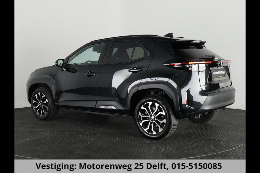 Toyota Yaris Cross 1.5 HYBRID DYNAMIC LUXERY BIJNA 2025 GARANT 12-'34 PDC V+A. BLIND SPOT. STUUR/STOELVERWARMING APPLE CARPLAY/ANDROID.