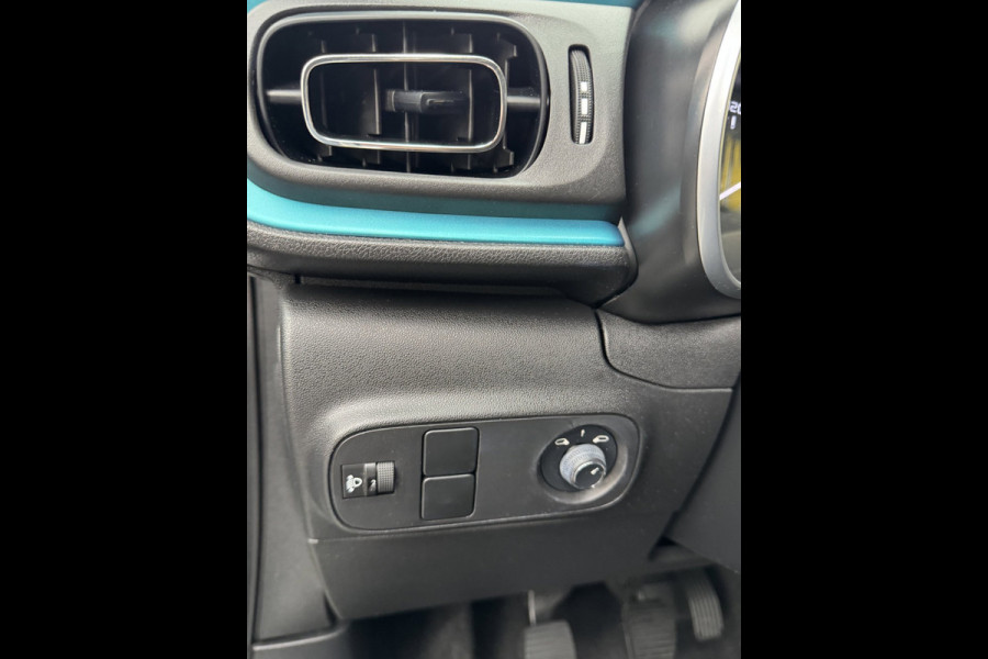 Citroën C3 1.2 PureTech Feel - Navigatie / Apple CarPlay I Airco I LED I PDC I 41.000 KM - Dealer onderhouden