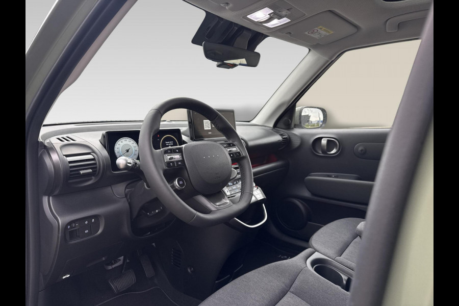 Hyundai Inster Evolve Sky 49 kWh Schuif/kantel dak | Adaptive cruise-control | Achteruitrij camera | Warmtepomp | stoel / stuur verwarming