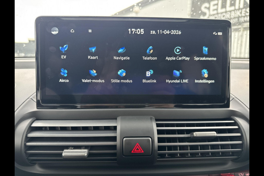 Hyundai Inster Evolve Sky 49 kWh Schuif/kantel dak | Adaptive cruise-control | Achteruitrij camera | Warmtepomp | stoel / stuur verwarming
