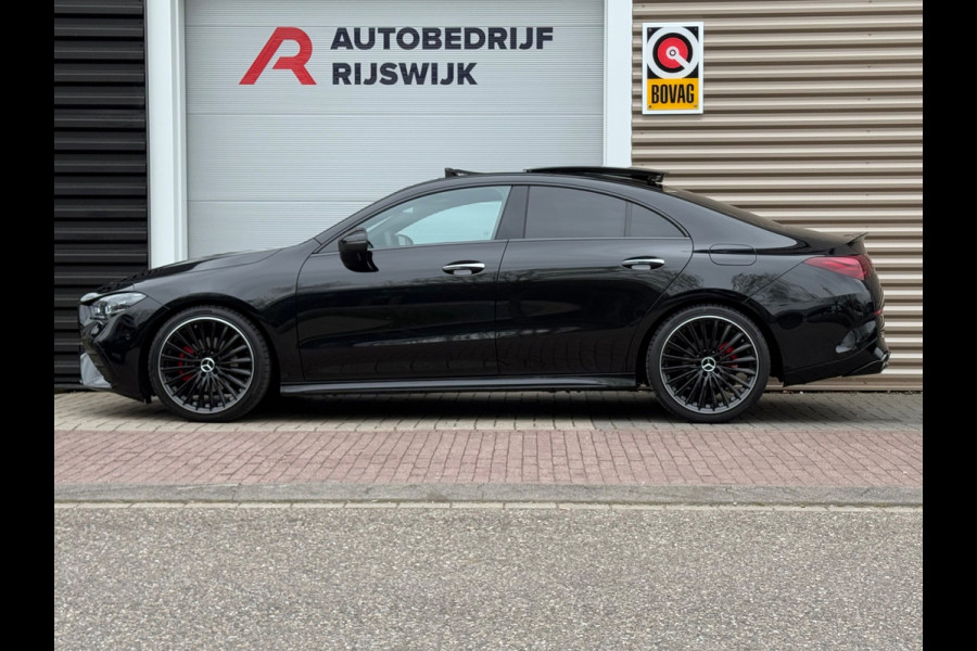 Mercedes-Benz CLA-Klasse 180 AMG Line 45s Pano/Camera/Sfeer/Keyless