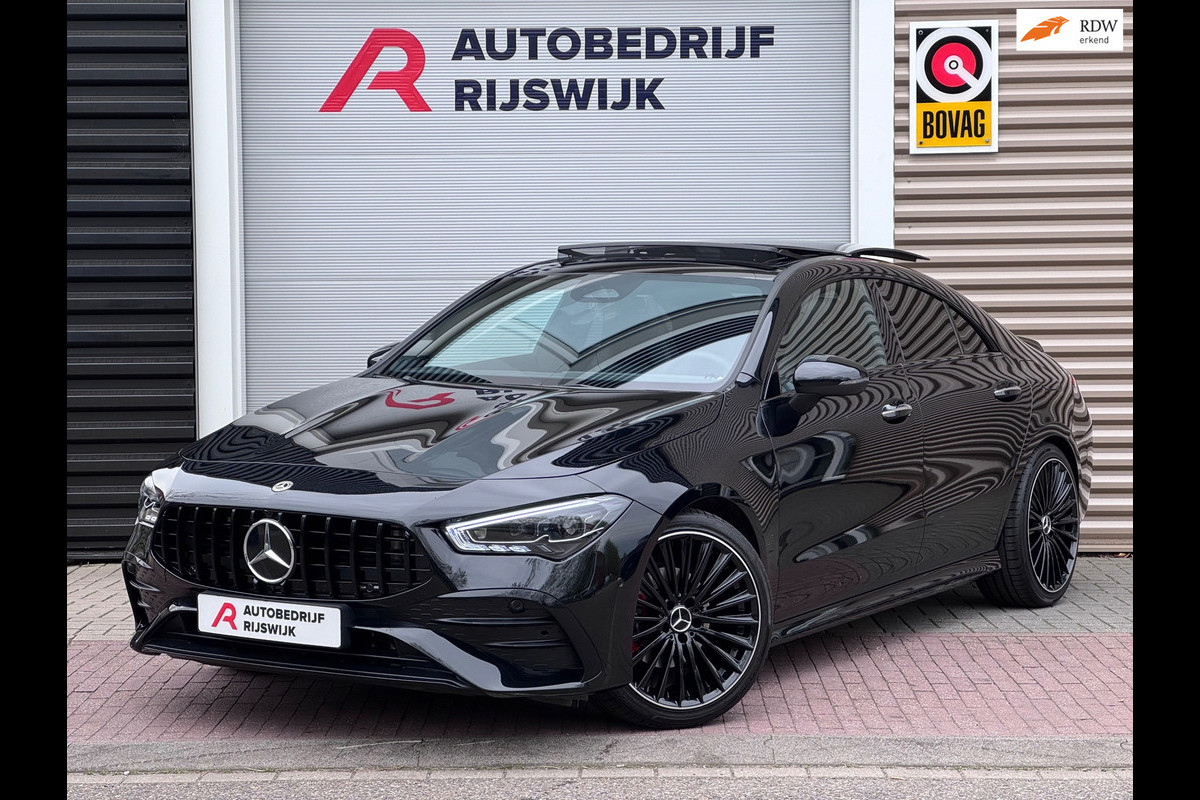 Mercedes-Benz CLA-Klasse 180 AMG Line 45s Pano/Camera/Sfeer/Keyless