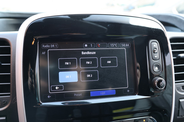 Opel Vivaro 1.6 CDTI L2H1 DC Irmscher 108/200 | Marge | BTW / BPM Vrij | Dubbel cabine | 5-Zitter | Camera | Navigatie | Stoelverwarming | Trekhaak | Alcantara | Nieuwe APK | NAP Logisch | Dealer onderhouden