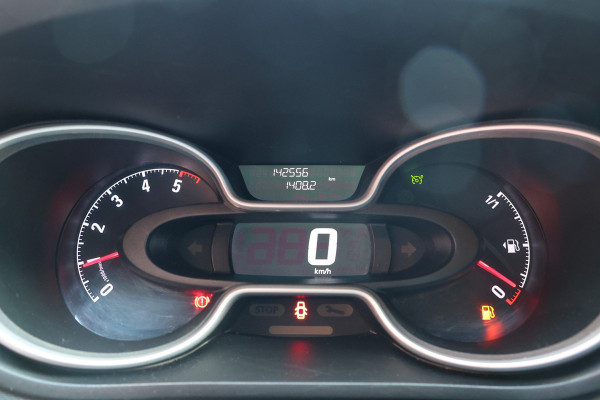 Opel Vivaro 1.6 CDTI L2H1 DC Irmscher 108/200 | Marge | BTW / BPM Vrij | Dubbel cabine | 5-Zitter | Camera | Navigatie | Stoelverwarming | Trekhaak | Alcantara | Nieuwe APK | NAP Logisch | Dealer onderhouden