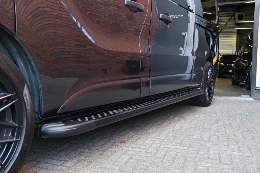 Opel Vivaro 1.6 CDTI L2H1 DC Irmscher 108/200 | Marge | BTW / BPM Vrij | Dubbel cabine | 5-Zitter | Camera | Navigatie | Stoelverwarming | Trekhaak | Alcantara | Nieuwe APK | NAP Logisch | Dealer onderhouden