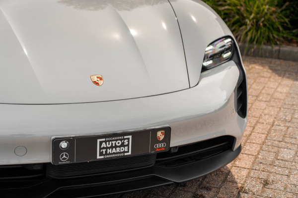 Porsche Taycan Sport Turismo | Krijt grijs | Pano | Sport design | Luchtvering | 21'' GTS