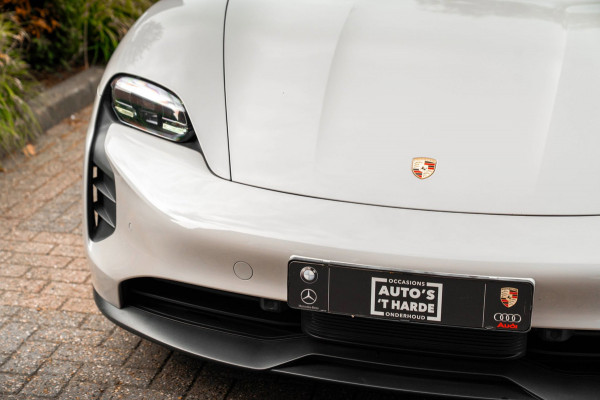 Porsche Taycan Sport Turismo | Krijt grijs | Pano | Sport design | Luchtvering | 21'' GTS