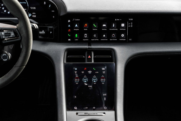 Porsche Taycan Sport Turismo | Krijt grijs | Pano | Sport design | Luchtvering | 21'' GTS