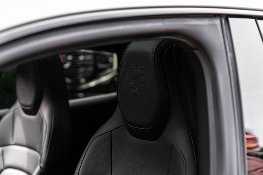 Porsche Taycan Sport Turismo | Krijt grijs | Pano | Sport design | Luchtvering | 21'' GTS