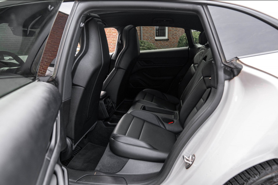 Porsche Taycan Sport Turismo | Krijt grijs | Pano | Sport design | Luchtvering | 21'' GTS