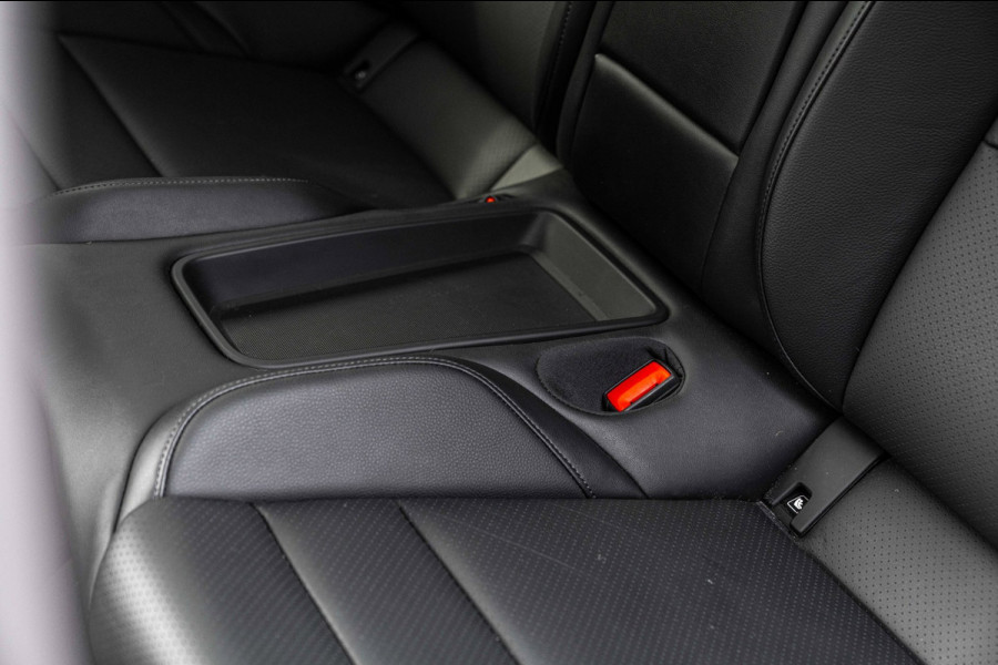 Porsche Taycan Sport Turismo | Krijt grijs | Pano | Sport design | Luchtvering | 21'' GTS