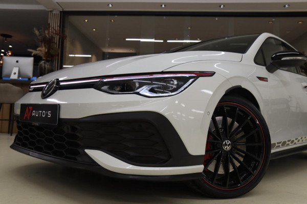 Volkswagen Golf 2.0 TSI GTI CLUBSPORT 45 JAHRE /PANO/AKRA/IQ-LIGHT/NURBURGRING//VOLL