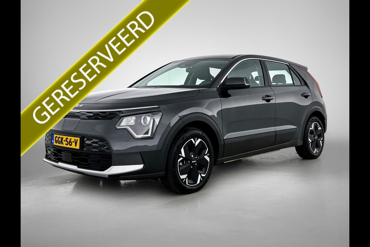 Kia Niro EV 64.8 KWh * SOH 100% * Nieuw model / Light Edition / Cruise-Adaptief / Navi Full Map / Apple Carplay / Airconditioning Fabrieksgarantie