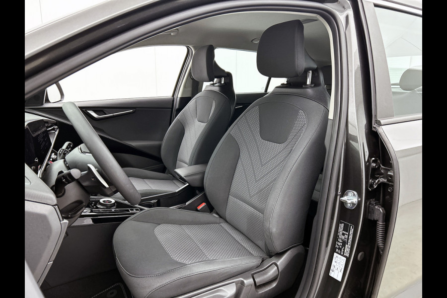 Kia Niro EV 64.8 KWh / Nieuw model / SOH 100% Light Edition / Cruise-Adaptief / Navi Full Map / Apple Carplay / Airconditioning Fabrieksgarantie