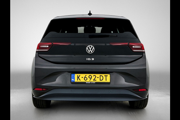 Volkswagen ID.3 First Plus 58 kWh / Trekhaak / Pdc+Camera / Xenon / Airco-ecc / Radio multimedia / Navigatie / Apk 12-2026