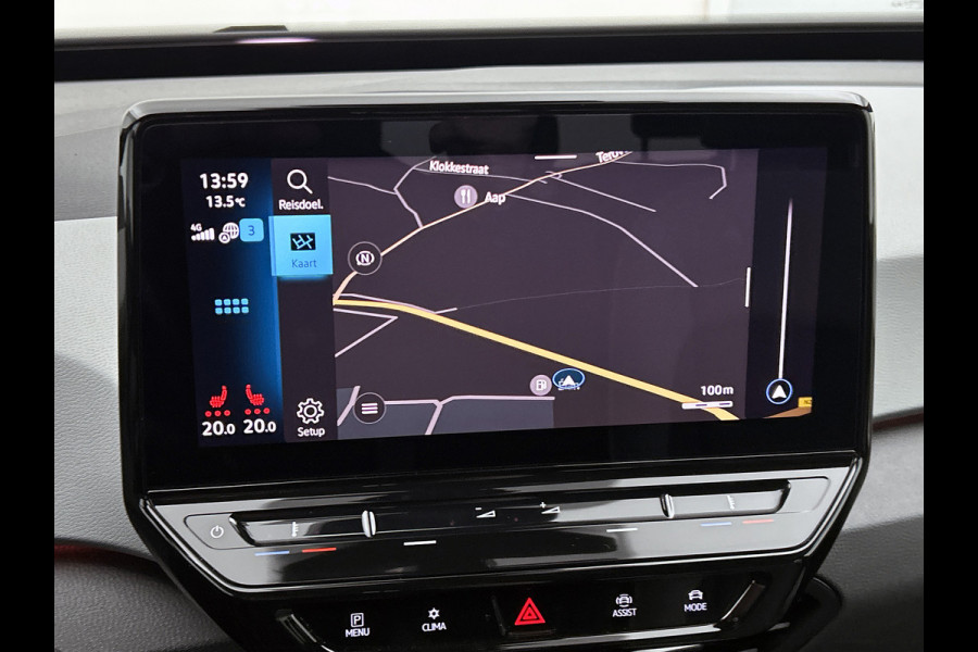 Volkswagen ID.3 First Plus 58 kWh / Trekhaak / Pdc+Camera / Xenon / Airco-ecc / Radio multimedia / Navigatie / Apk 12-2026