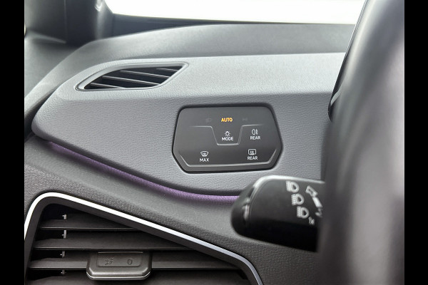 Volkswagen ID.3 Pro 62KWh Comfort / Navigatie / Pdc.V+A / Airco-ecc./ Xenon / Radio multimedia / Apk 08-2026