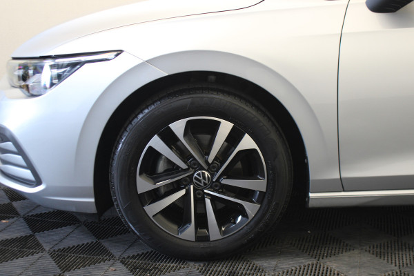 Volkswagen Golf 1.0 TSI Life Business |Pano|Stoel/stuur verw.|