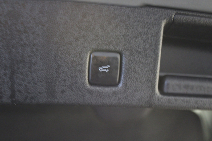 Ford Kuga 2.5 FHEV ST-Line